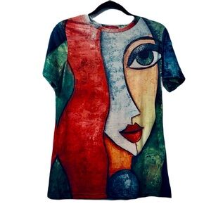 Women’s Mundefeis printed graphic t-shirt size small short sleeve